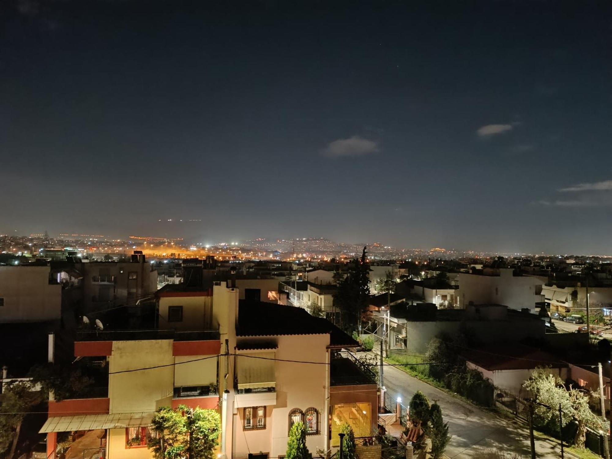 New Elegant Roof Apartment Acharnes Esterno foto